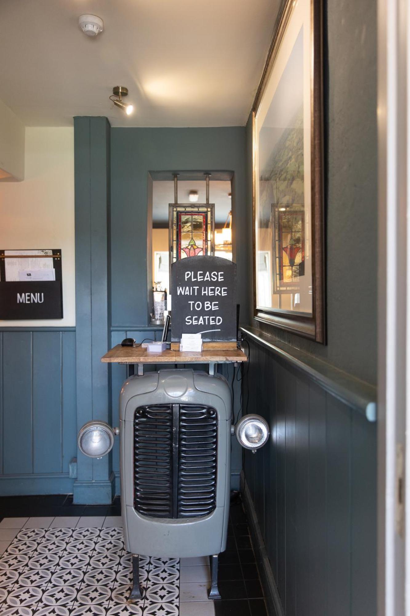 The Dog In Over Peover Knutsford Exteriör bild
